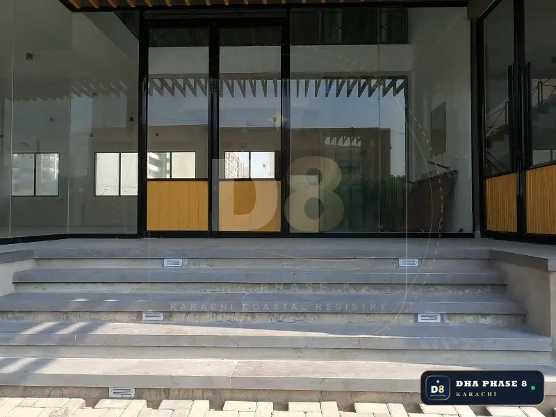 1,222 Sq Yd Retail Showroom / Shop for Rent in Al-Murtaza Commercial