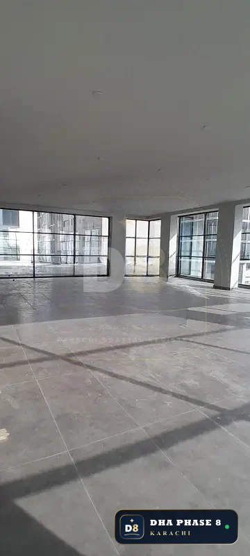 2,150 Sq Ft Office Floor for Rent in Zulfiqar Commercial