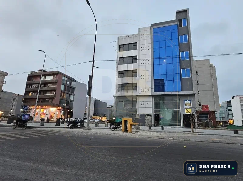 1,050 Sq Ft Office Floor for Rent in Zulfiqar Commercial | Brand New