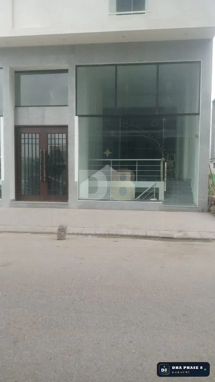 111 Sq Yd Retail Showroom / Shop for Rent in Phase 8 | Brand New