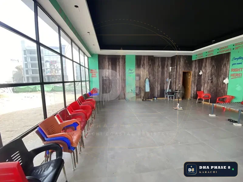 200 Sq Yd Retail Showroom / Shop for Rent in Zulfiqar Commercial