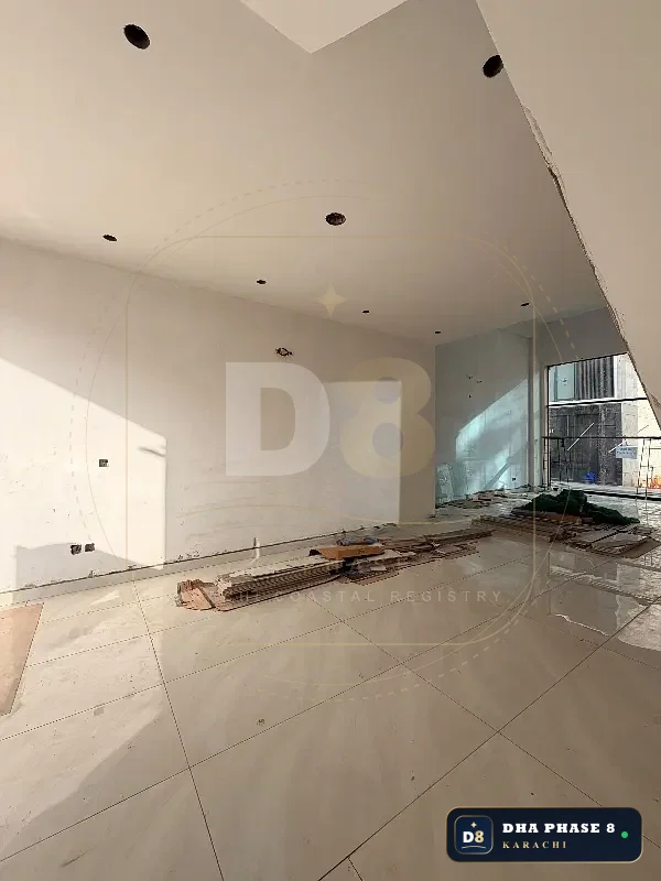 220 Sq Yd Retail Showroom / Shop for Rent in Al-Murtaza Commercial