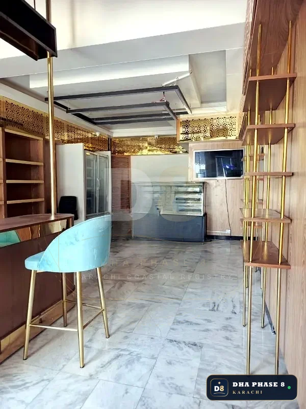 100 Sq Yd Retail Showroom / Shop for Rent in Zulfiqar Commercial