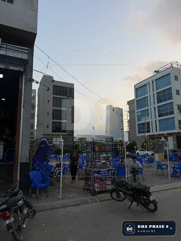71 Sq Yd Retail Showroom / Shop for Sale in Phase 8