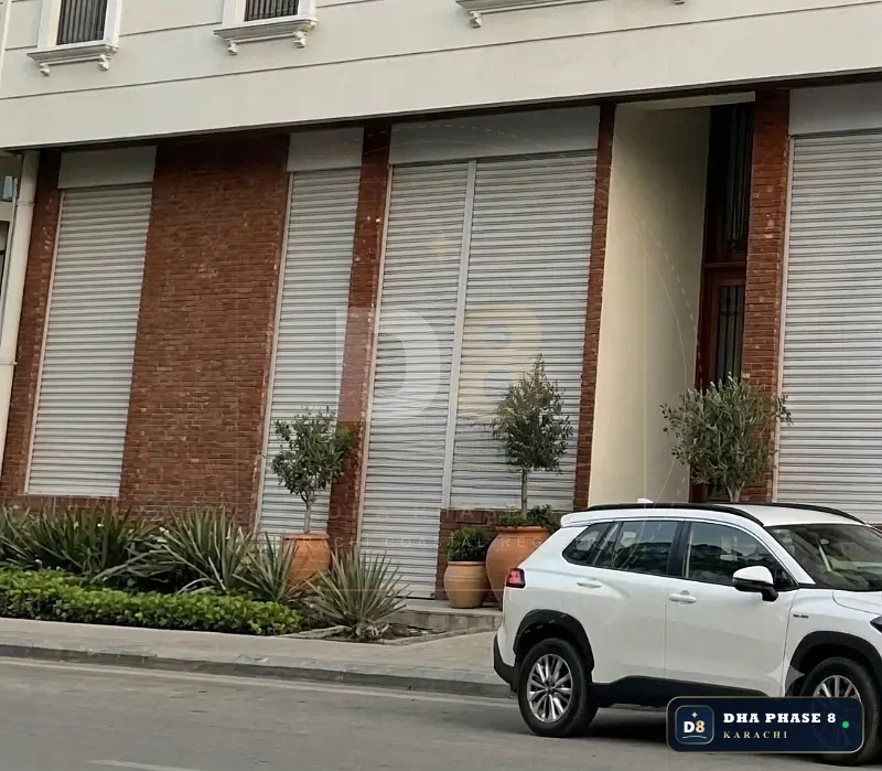 39 Sq Yd Retail Showroom / Shop for Sale in Al-Murtaza Commercial