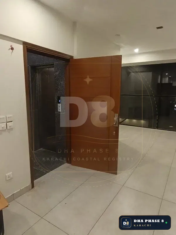 550 Sq Ft Office Floor for Sale in Phase 8 | Brand New