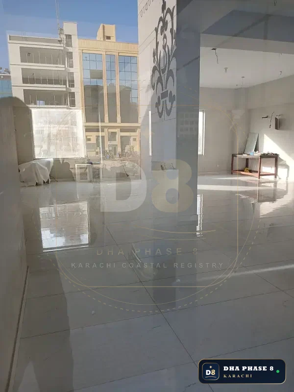 200 Sq Yd Commercial Plaza for Sale in Phase 8