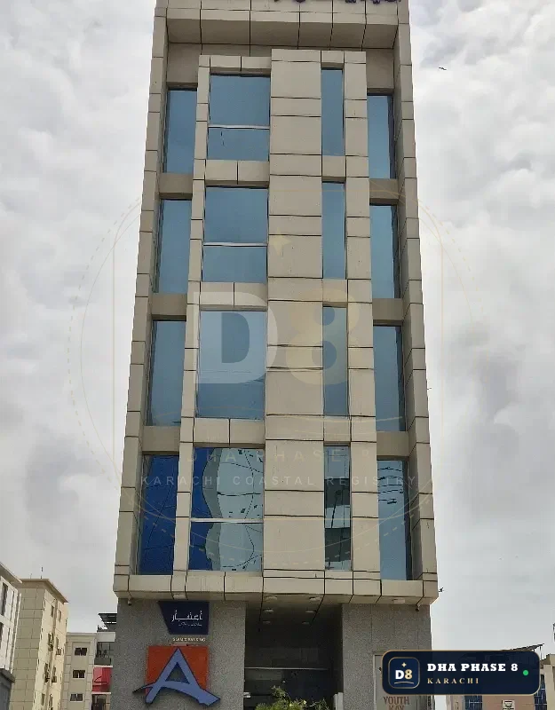 722 Sq Yd Commercial Plaza for Sale in Zulfiqar Commercial