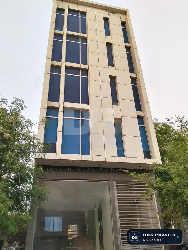 110 Sq Yd Commercial Plaza for Sale in Al-Murtaza Commercial