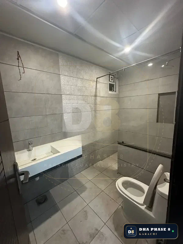 2,000 Sq Ft 3 Bed Apartment in Emaar Crescent Bay (Pearl Towers) | Direct Sea View