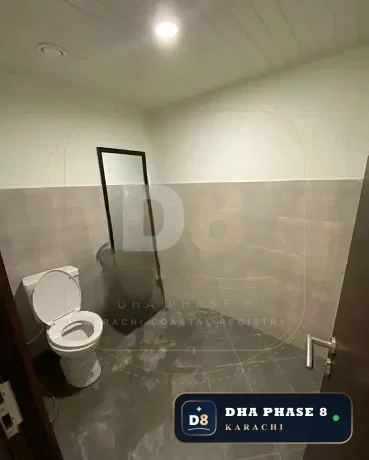 1,638 Sq Ft 2 Bed Apartment in Emaar Crescent Bay (Pearl Towers)