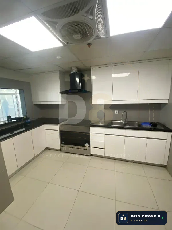 2,448 Sq Ft 3 Bed Apartment in Emaar Crescent Bay (Reef Towers)