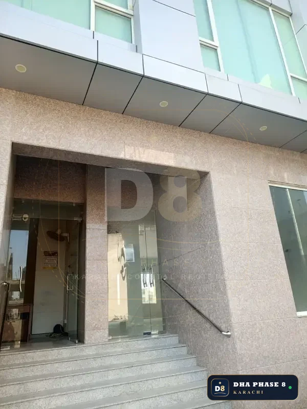 183 Sq Yd Retail Showroom / Shop for Rent in Al-Murtaza Commercial