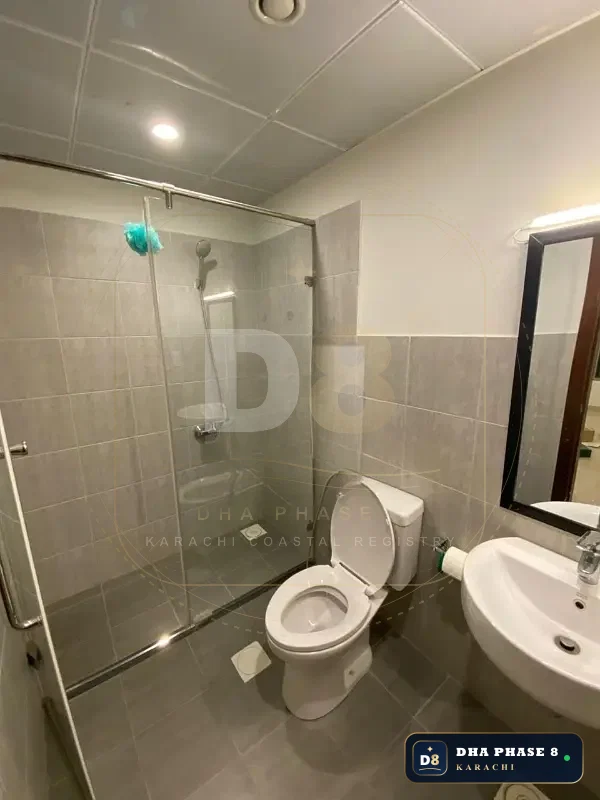 1,650 Sq Ft 2 Bed Apartment in Emaar Crescent Bay (Reef Towers) | Direct Sea View