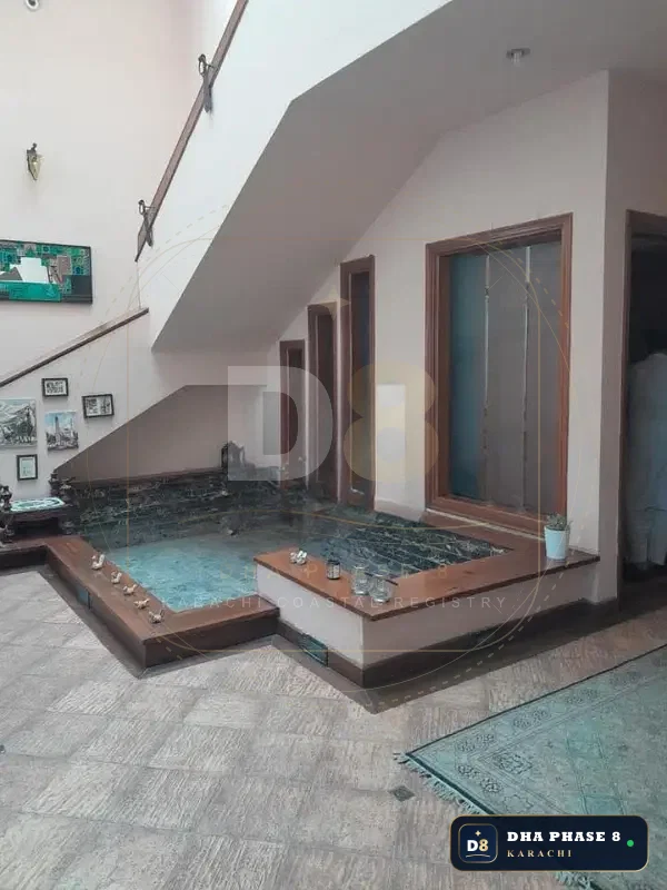 500 Sq Yd 6 Bed Designer Villa in Phase 8