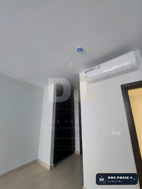1,634 Sq Ft 1 Bed Apartment in Emaar Crescent Bay (Reef Towers) | Brand New