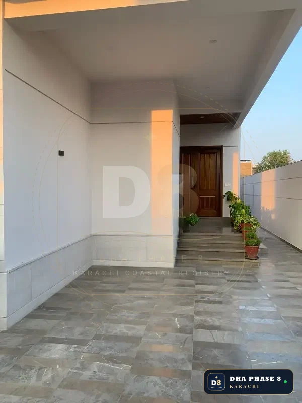 500 Sq Yd Upper Portion in Phase 8