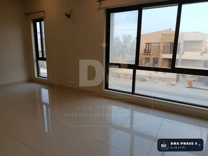 500 Sq Yd 5 Bed Designer Villa in Phase 8