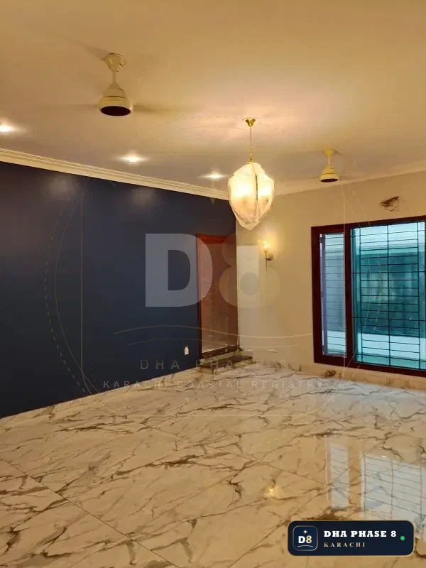 1,000 Sq Yd Upper Portion in Phase 8 | Ready to Move