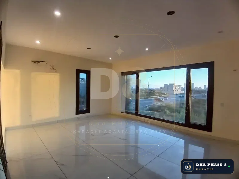500 Sq Yd 6 Bed Designer Villa in Phase 8