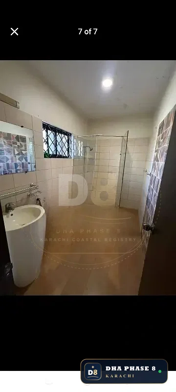 500 Sq Yd 6 Bed Designer Villa in Phase 8