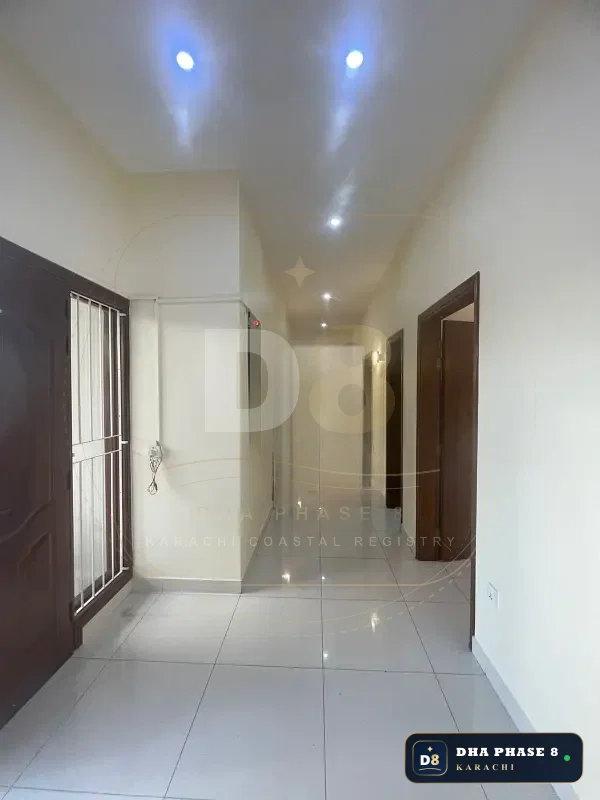 500 Sq Yd 6 Bed Designer Villa in Phase 8 | 2-Unit Layout