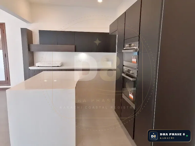 500 Sq Yd 6 Bed Designer Villa in Phase 8