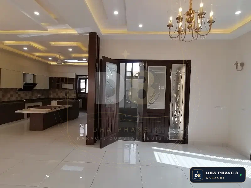 1,000 Sq Yd 6 Bed Designer Villa in Phase 8