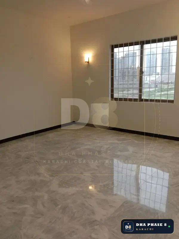 500 Sq Yd Upper Portion in Phase 8 | Brand New