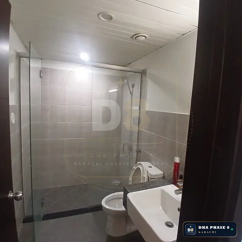 2,190 Sq Ft 3 Bed Apartment in Emaar Crescent Bay (Pearl Towers) | Brand New