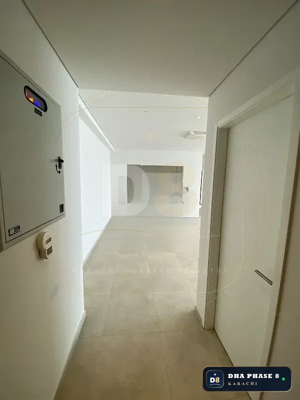 1,400 Sq Ft 2 Bed Apartment in Emaar Crescent Bay (The Views)