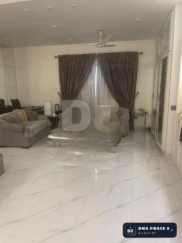1,000 Sq Yd 8 Bed Designer Villa in Khayaban-e-Qasim
