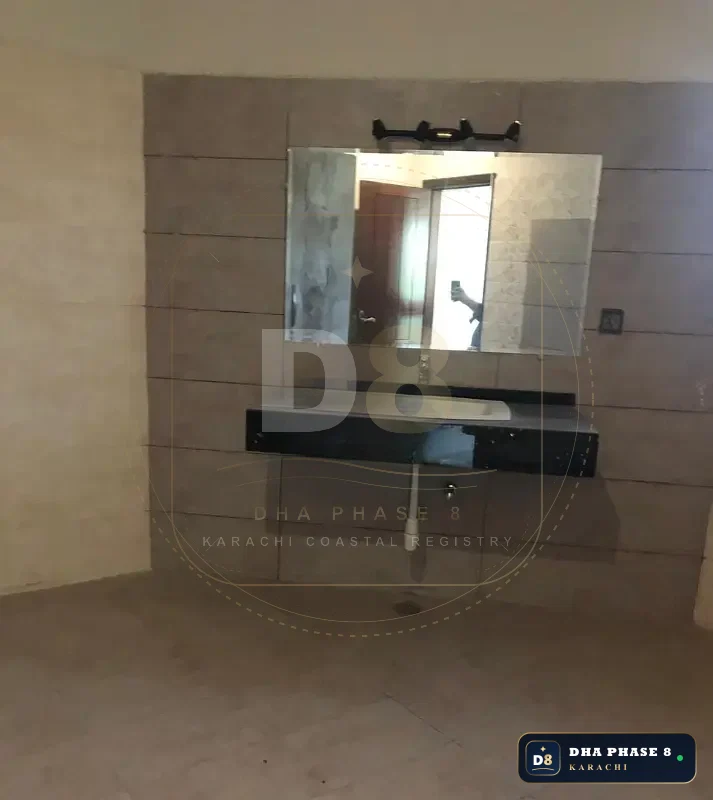120 Sq Yd 4 Bed Designer Villa in Phase 8 | Full Basement