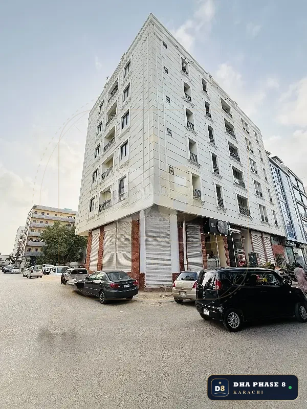 167 Sq Yd Retail Showroom / Shop for Rent in Al-Murtaza Commercial