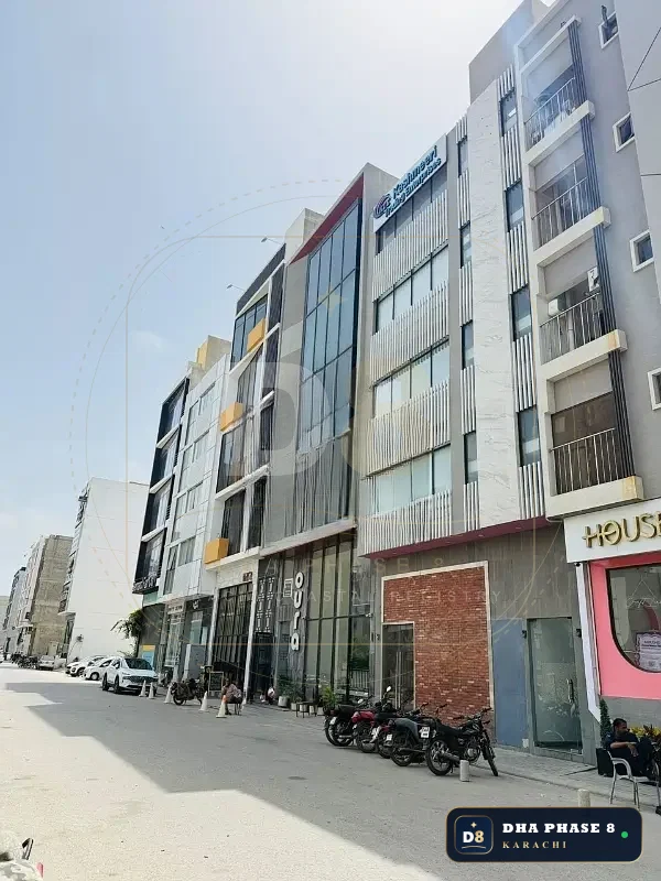 47 Sq Yd Retail Showroom / Shop for Rent in Zulfiqar Commercial