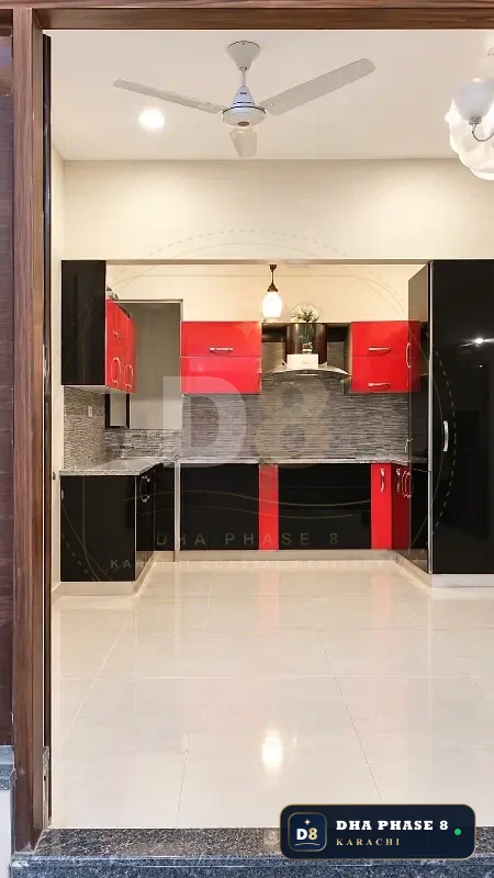 100 Sq Yd 5 Bed Designer Villa in Phase 8