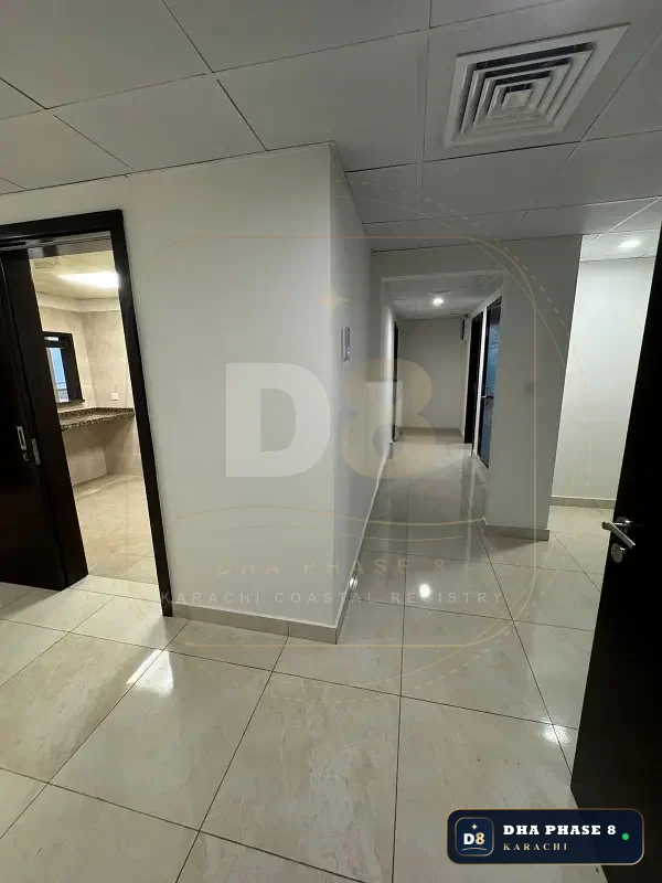 2,600 Sq Ft 4 Bed Apartment in Emaar Crescent Bay (Pearl Towers) | Brand New