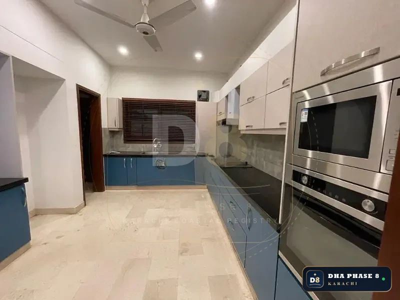 500 Sq Yd Upper Portion in Phase 8 | Full Basement