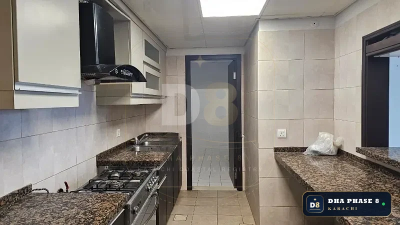 1,634 Sq Ft 2 Bed Apartment in Emaar Crescent Bay (Pearl Towers) | Direct Sea View