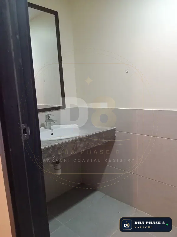 2,100 Sq Ft 3 Bed Apartment in Phase 8 | Direct Sea View