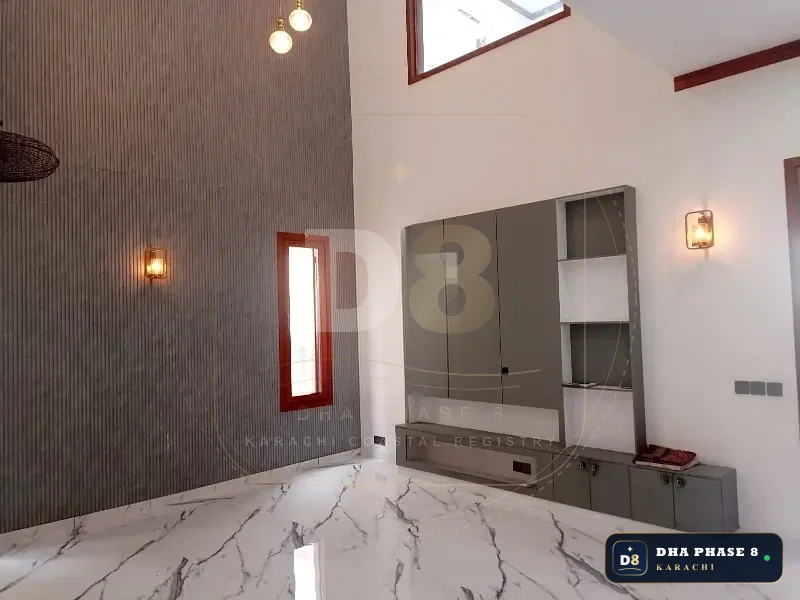 500 Sq Yd 6 Bed Designer Villa in Phase 8