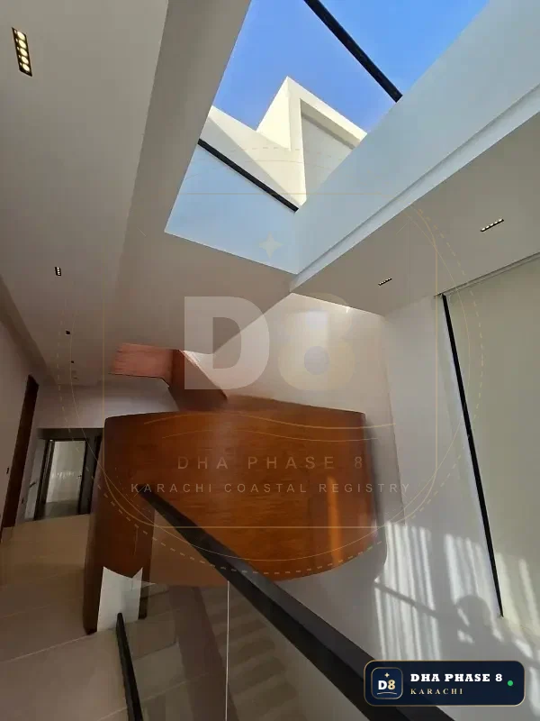 666 Sq Yd 5 Bed Designer Villa in Phase 8