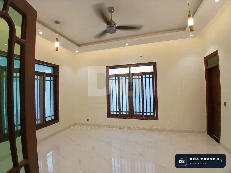 666 Sq Yd 5 Bed Designer Villa in Zone A