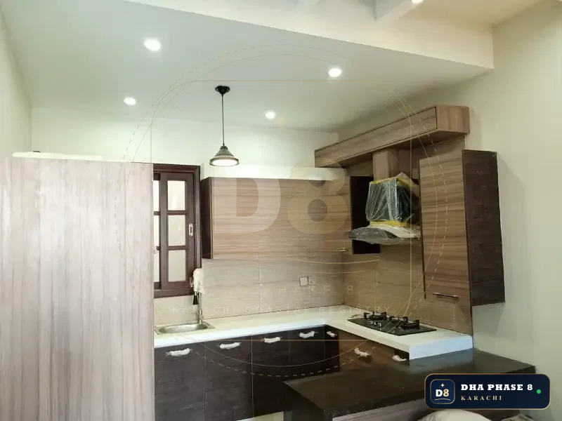 100 Sq Yd 4 Bed Designer Villa in Phase 8
