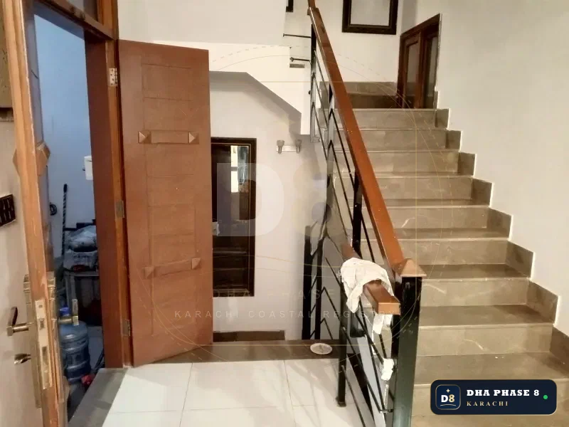 100 Sq Yd 5 Bed Designer Villa in Staff Lane | Full Basement