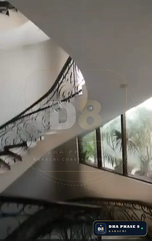 500 Sq Yd 5 Bed Designer Villa in Phase 8 | Full Basement