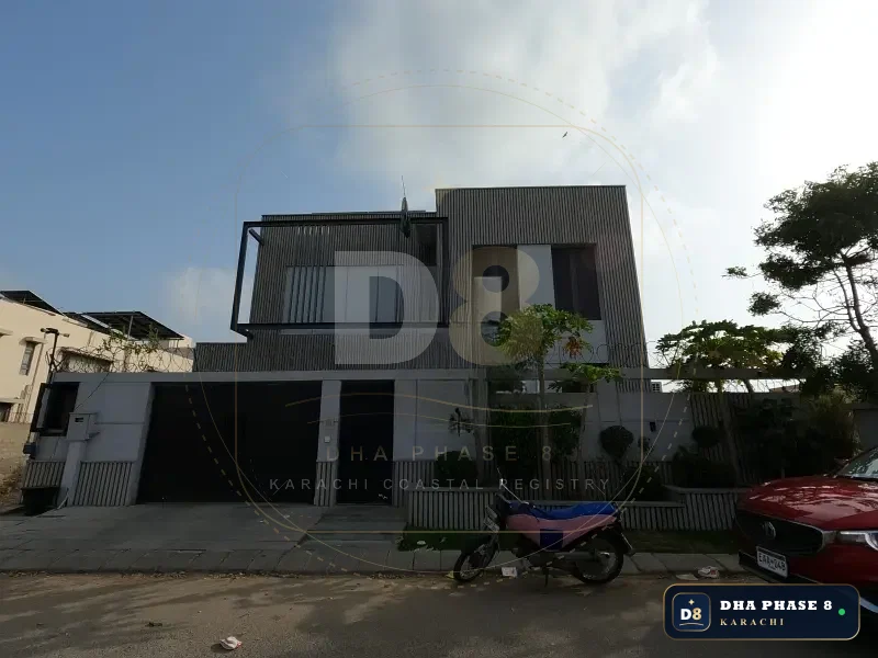 500 Sq Yd Designer Villa in Phase 8