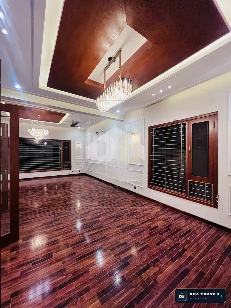 500 Sq Yd 6 Bed Designer Villa in Phase 8 | Brand New