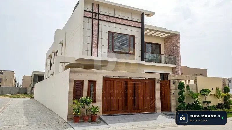 500 Sq Yd 6 Bed Designer Villa in Phase 8