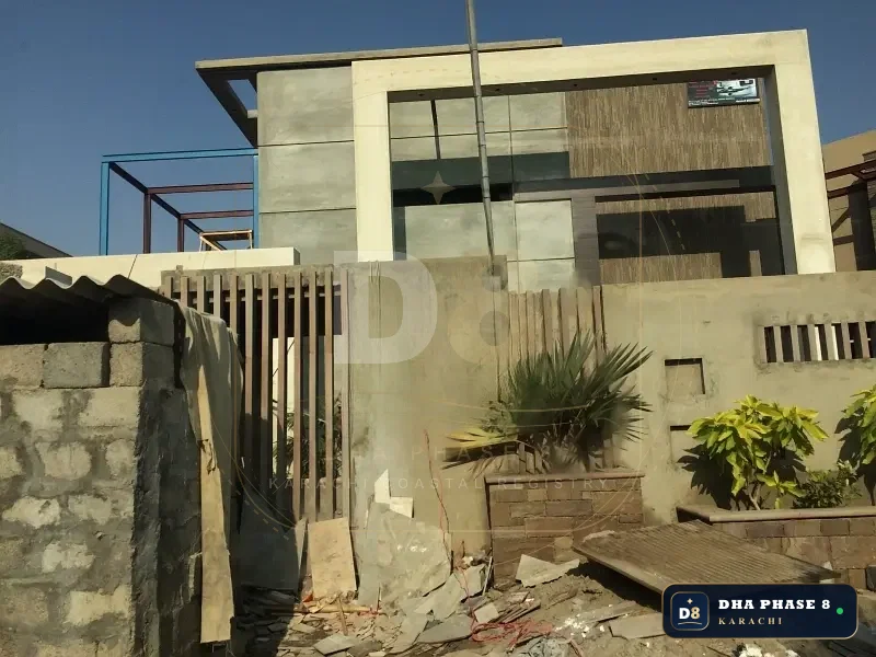 500 Sq Yd 6 Bed Designer Villa in Phase 8